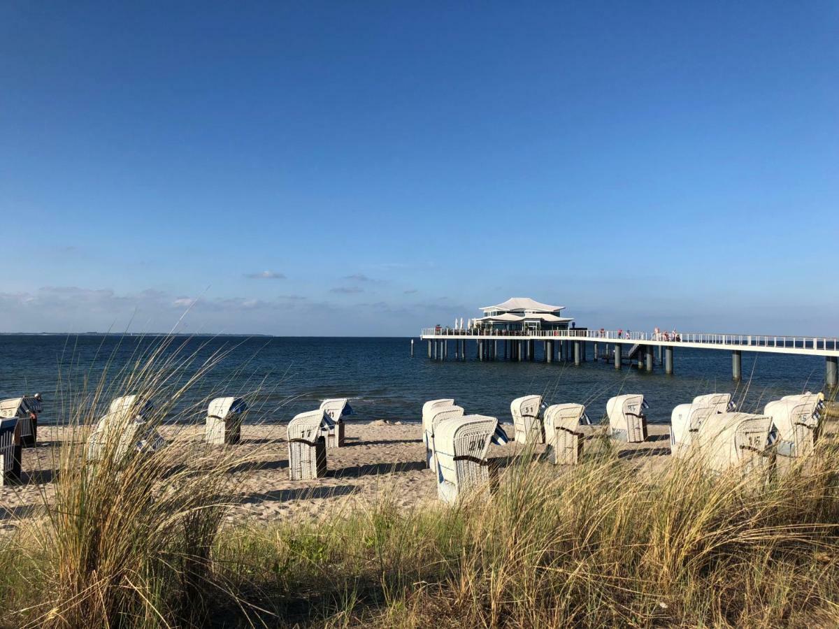 Techts Strandhaus Timmendorfer Strand Buitenkant foto